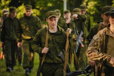 В Белгородской области проверяют лагерь «Армата» после жалоб на маты, «резиновые пули» и шумовые гранаты