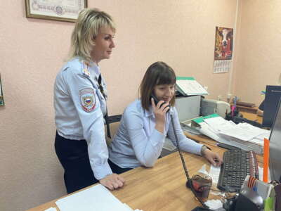 «Детский телефон доверия». Как белгородские полицейские и психологи помогают детям справиться с психологическими травмами и домашним насилием 