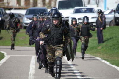 В Белгороде полиция провела учения по пресечению массовых беспорядков