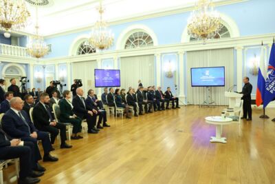 Дмитрий Медведев пригласил экспертов к созданию новой редакции народной программы «Единой России»