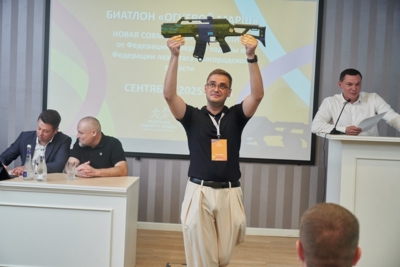 Белгород задаёт темп. Как белгородцы влюбляются в северную ходьбу и подают пример другим регионам