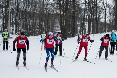 Работники Стойленского ГОКа поучаствовали в лыжных гонках*