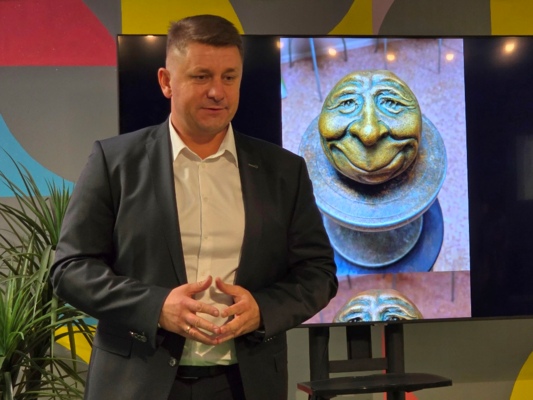 «Любимчики, смайлы или колобки»? Как в Белгороде хотят сделать эмоциональные контактные мини-скульптуры