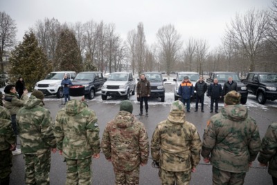 Руководители белгородских батальонов теробороны получили новые внедорожники