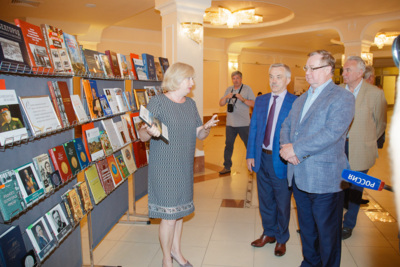 Евгений Савченко заявил, что Белгородская область должна стать самой читающей в России