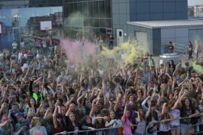 В Белгороде на парковке «МегаГРИННа» проведут фестиваль красок Холи