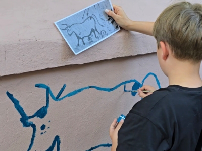 Праща в руках неандертальца. Как в Белгороде детей провели «по следам первых людей»