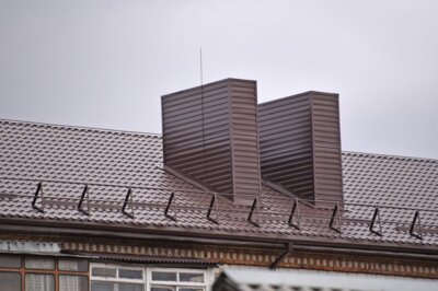 В Белгороде отремонтировали крышу пятиэтажки на улице Чумичова, которая обвалилась из-за снега [фото]