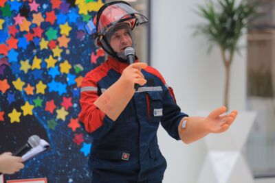 Белгородские энергетики презентовали детскую книгу о правилах безопасности