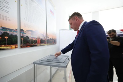 Почти три месяца Вячеслав Гладков оставался руководителем «Единой России» в Белгородской области