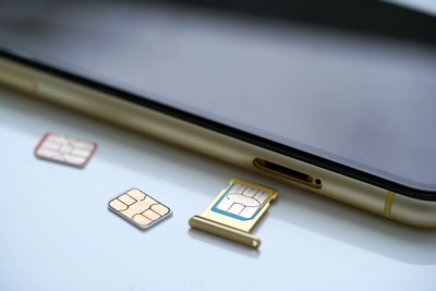 Оператор связи T2 протестировал SIM-карты российского производителя микроэлектроники «Микрон»