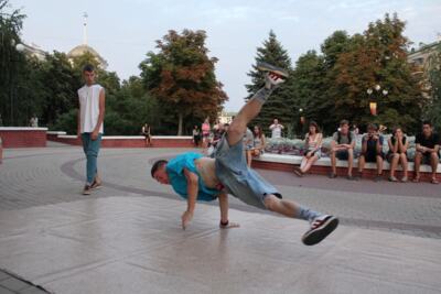 Уличные танцы в Белгороде