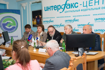 «Разрушено очень много». В Белгороде обсудили российско-украинские отношения