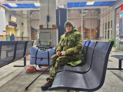 «Выживу ли я на этом вокзале?». История оставшейся без жилья белгородки-инвалида, живущей на вокзале