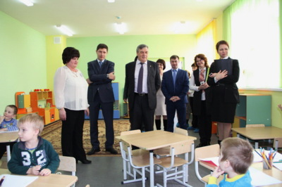Житель Грайворонского района пожаловался на текущую крышу в новом детском саду