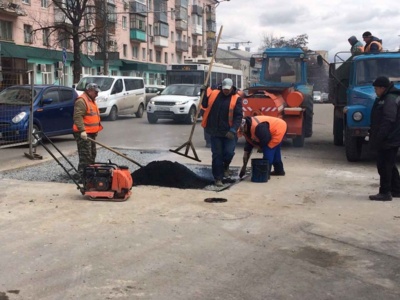 В мэрии рассказали, сколько тратят на ремонт дорог в Белгороде