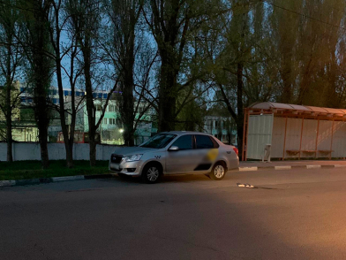 В Белгороде автоинспекторы помогли таксисту с инсультом