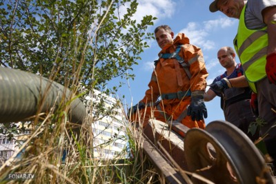 Невидимая часть городской жизни. Как в Белгороде прочищают засоры канализации