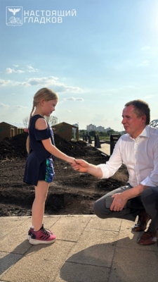 Вячеслав Гладков послушал, как «Большую медведицу» будут делать одной из лучших школ области 