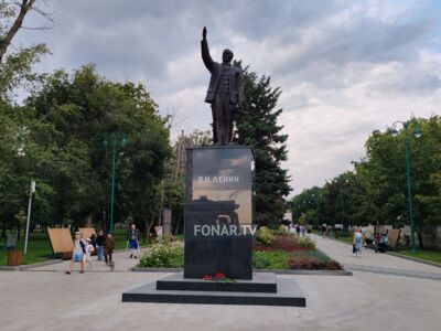 Памятник Ленину вернулся в Центральный парк Белгорода спустя пять лет и два мэра