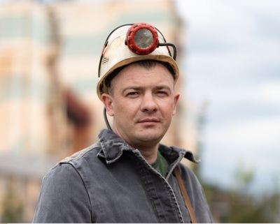 Один из 2 500. Как сварщик Яковлевского ГОКа находит красоту в работе на глубине 700 метров