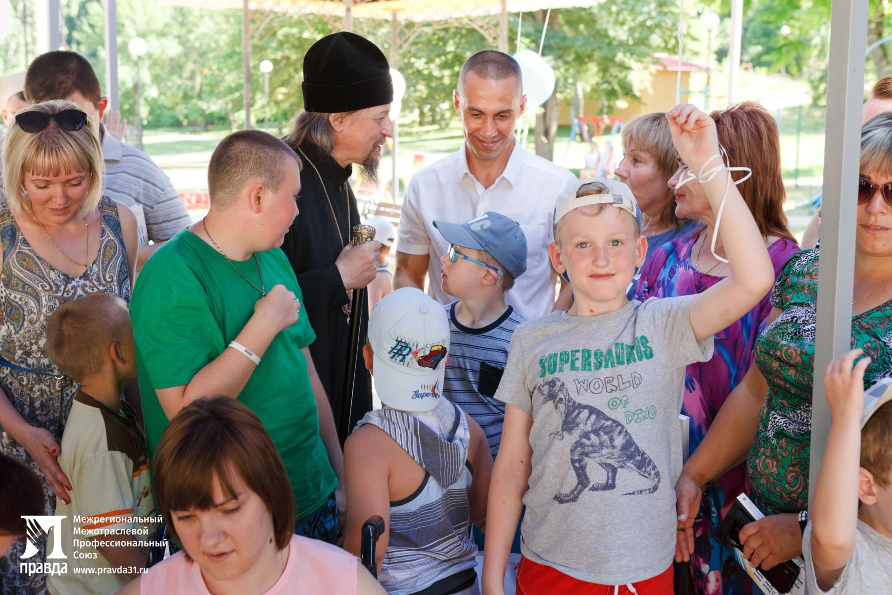 Митрополит Иоанн и Сергей Фуглаев посетили лагерь для детей с особенностями здоровья «Парус мечты»*