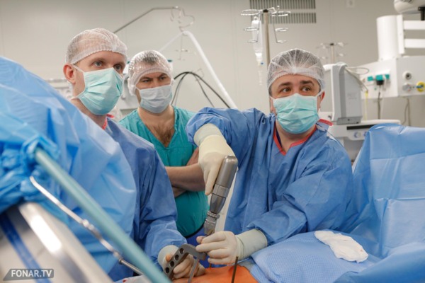 В Белгороде провели уникальную операцию мужчине, получившему тяжёлую травму таза