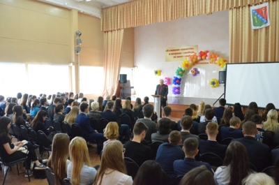 В Белгороде депутат «Единой России» попросил школьников «сделать правильные выводы» по поводу участия в митинге против коррупции