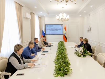Власти Курской области встретились с представителями Сбера