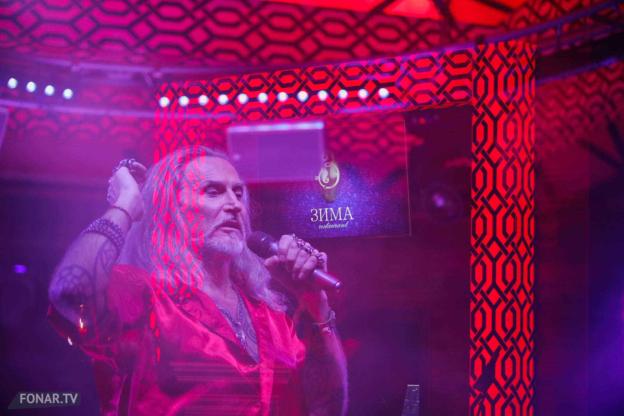 Актёр Никита Джигурда в ресторане «Зима» на вечеринке Magic party, приуроченной к празднованию Хэллоуина, Белгород, 01 ноября 2019 года