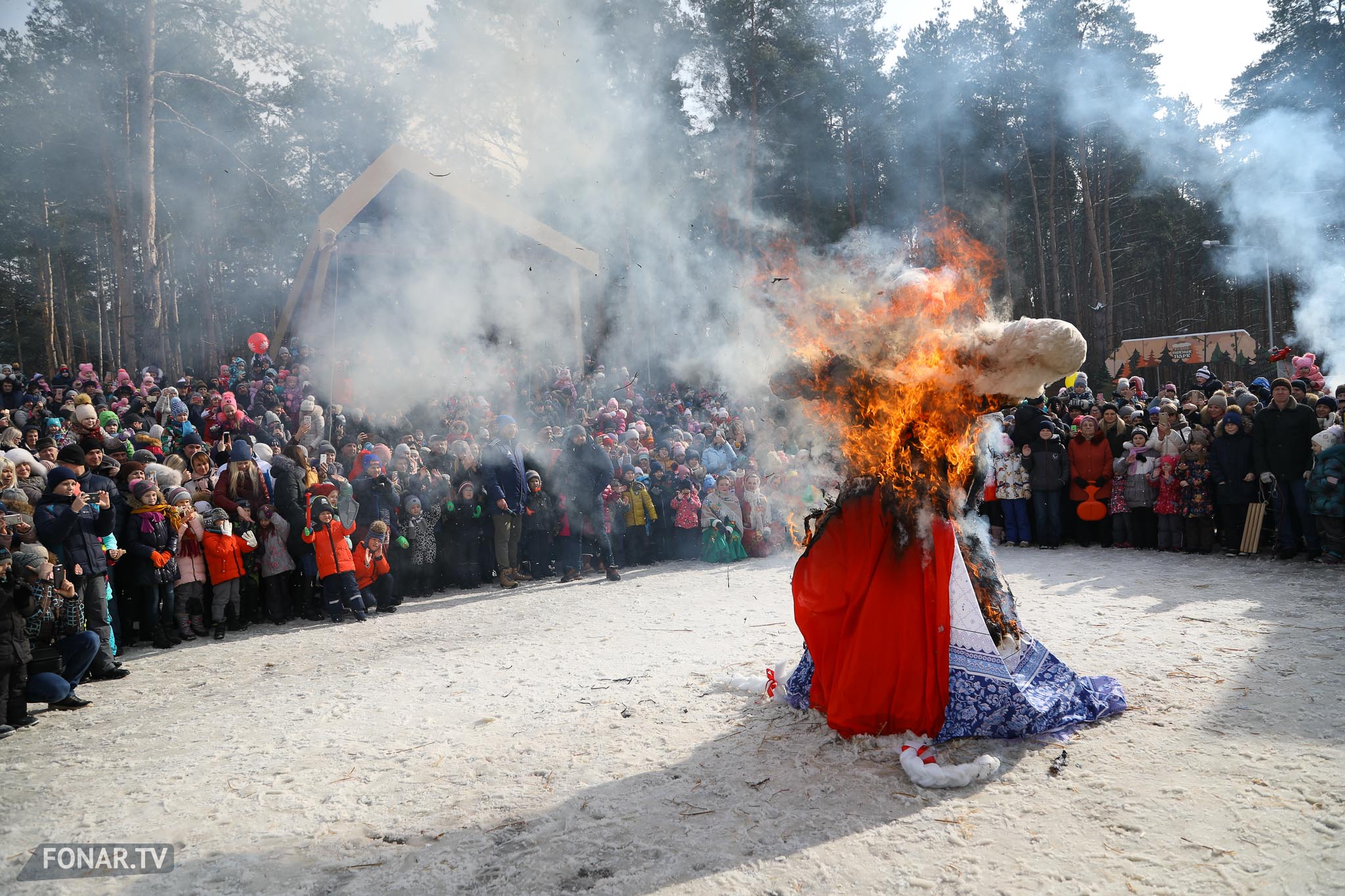 Проводы зимы и сожжение чучела Масленицы в «Пикник-парке», Белгородский район, 18 февраля 2018 года