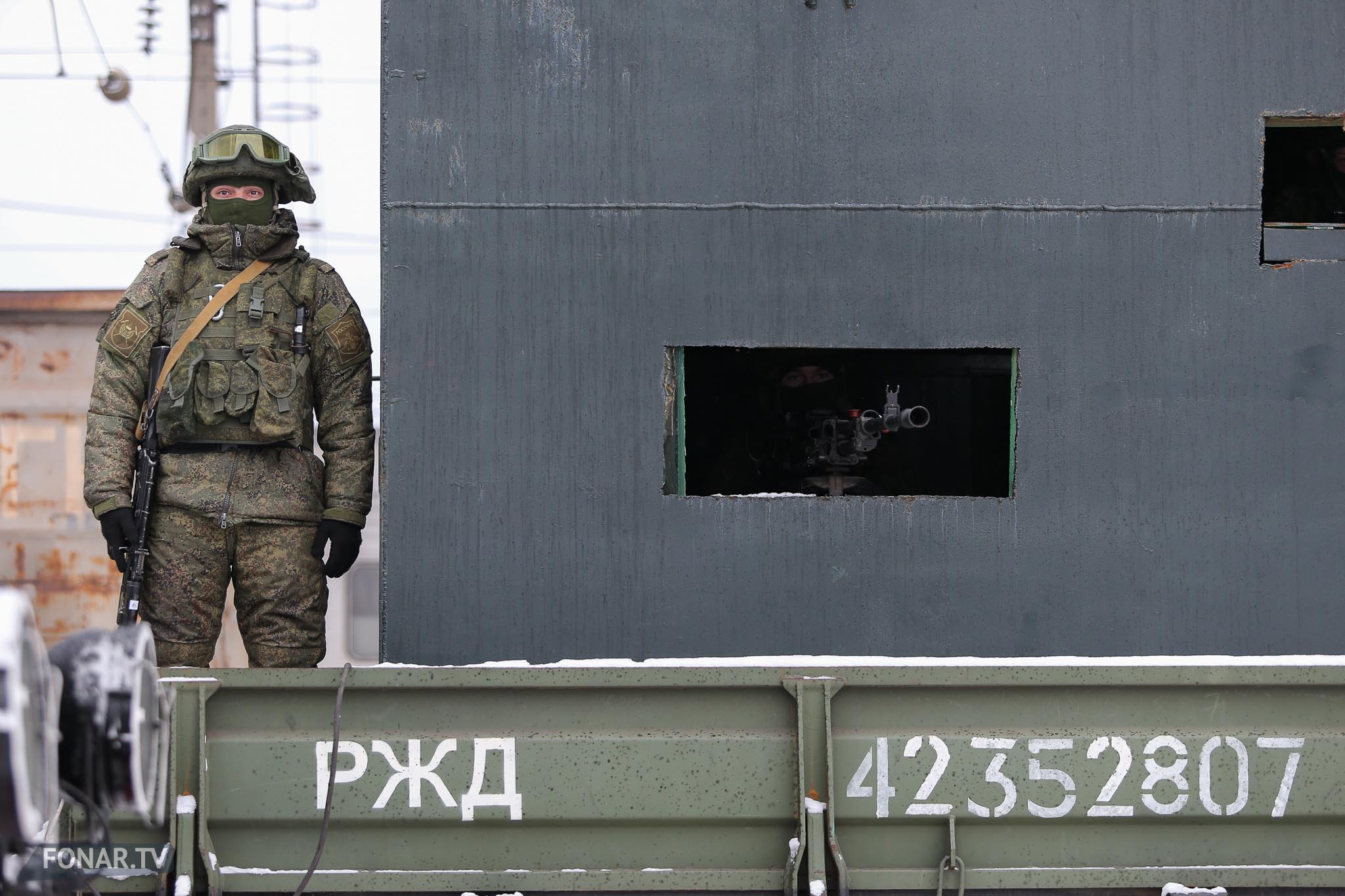 На вокзале в Старом Осколе во время отправления ретро-поезда «Дорогой мужества» по маршруту  «Старый Оскол – Сараевка», 05 февраля 2023 год