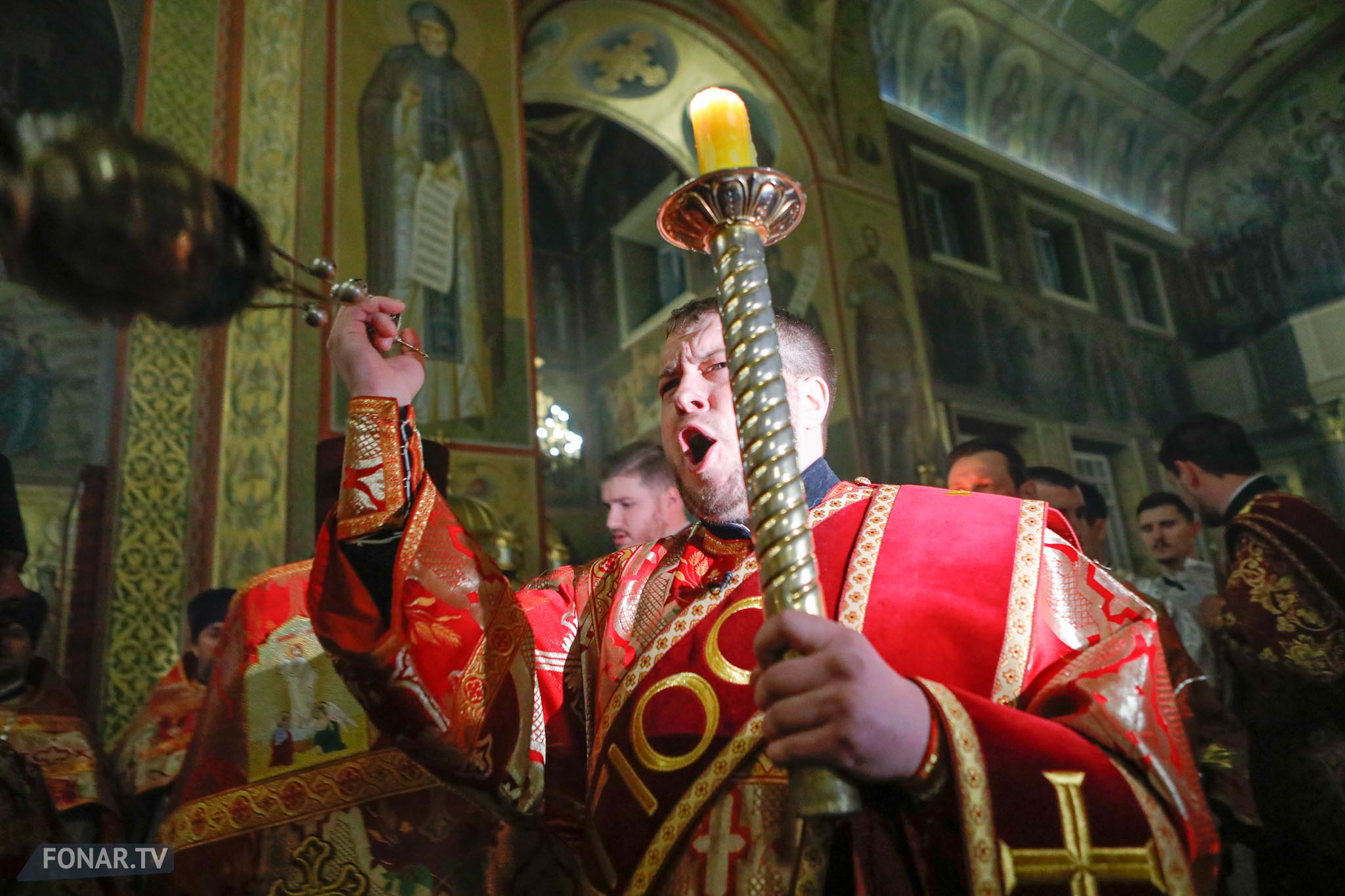 Пасхальная служба в Спасо-Преображенском кафедральном соборе Белгорода, 02 мая 2021 года